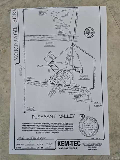 5920 Pleasant Valley Rd, Brighton, MI 48116