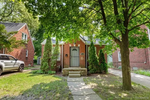 11608 Duchess St, Detroit, MI 48224