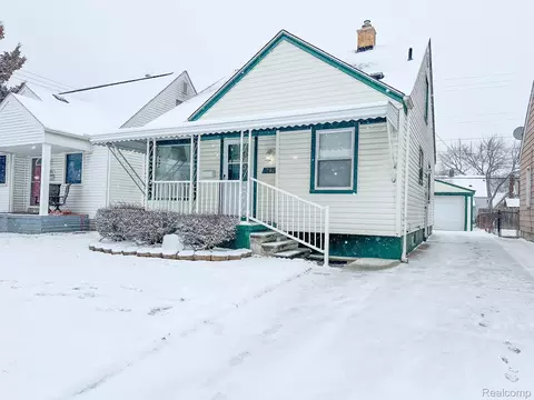 782 Cleveland Ave, Lincoln Park, MI 48146
