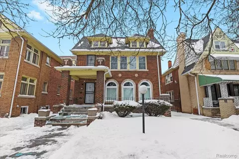 2956 Webb St, Detroit, MI 48206