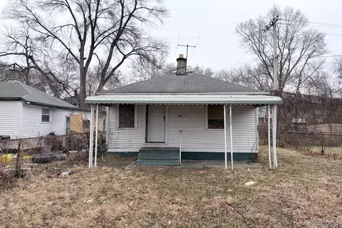 8222 Decatur St, Detroit, MI 48228