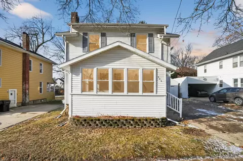 306 7th St, Jackson, MI 49201