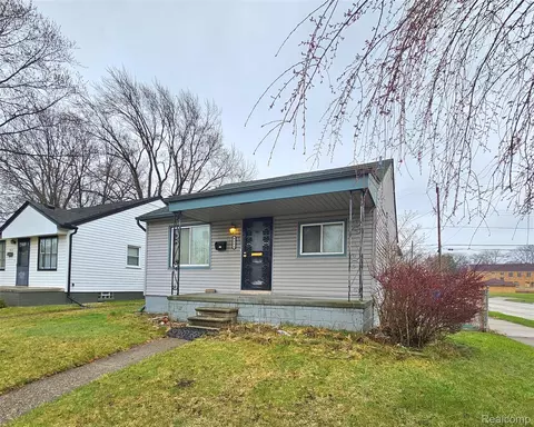 8404 Westminster Ave, Warren, MI 48089