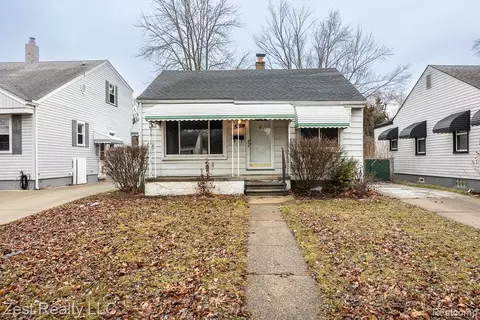 18771 Woodland St, Harper Woods, MI 48225