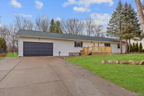 1709 Stirling Ave, Pontiac, MI 48340