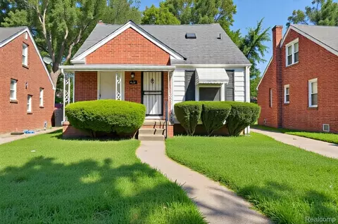 9976 Warwick St, Detroit, MI 48228
