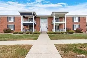 1700 Monticello St #8, Trenton, MI 48183