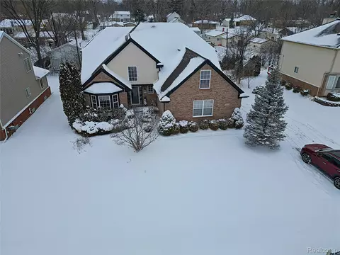 14949 Taylor Blvd, Livonia, MI 48154