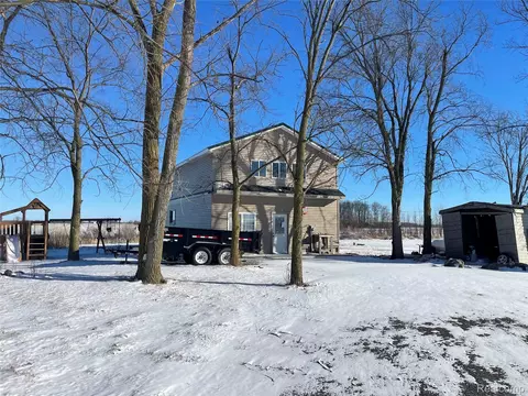 8701 County Line Rd, Milan, MI 48160