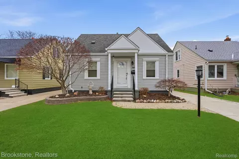 3371 Byrd St, Dearborn, MI 48124
