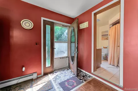 Entry Way - 429 Edgewater, Algonac, MI 48001 photo 1 of 1