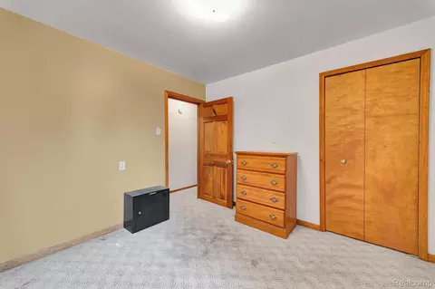 Bedroom - 429 Edgewater, Algonac, MI 48001 photo 3 of 8