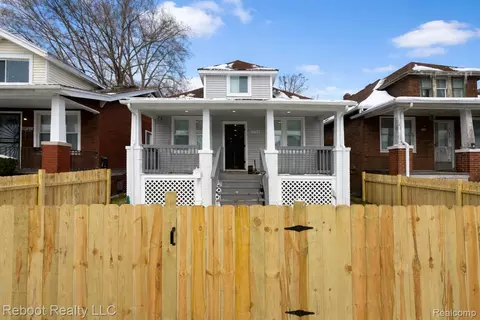 7714 Smart St, Detroit, MI 48210