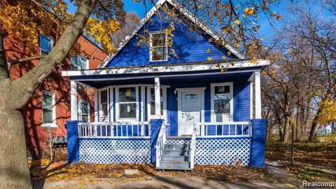 2270 Belvidere St, Detroit, MI 48214