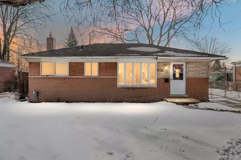 4348 Martin Rd, Warren, MI 48092