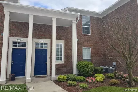 51761 Adler Park Dr W, Chesterfield, MI 48051