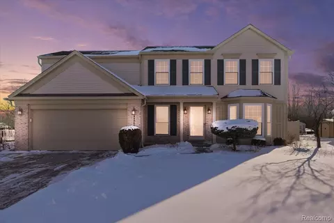 44569 Greenbriar Ct, Van Buren, MI 48111