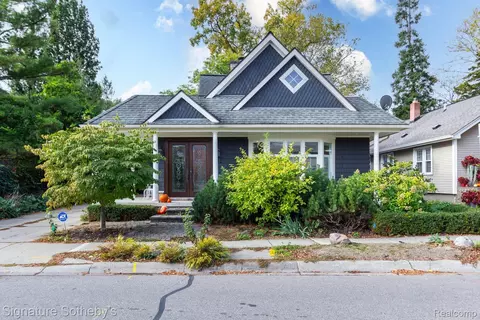 608 Purdy St, Birmingham, MI 48009
