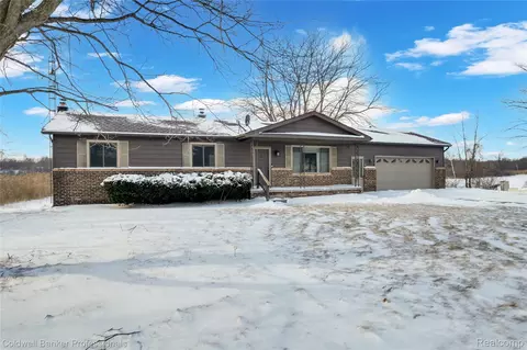 4331 Jones Rd, North Branch, MI 48461