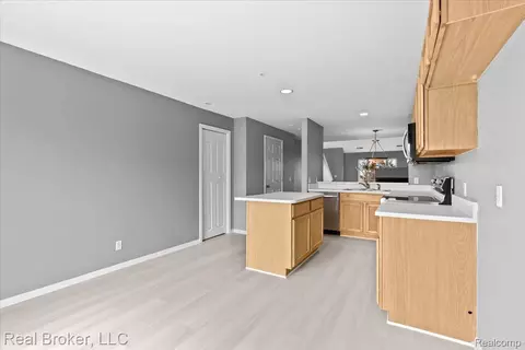 Other - 1546 Devon Ln, Troy, MI 48084 photo 14 of 23