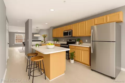 Kitchen - 1546 Devon Ln, Troy, MI 48084 photo 1 of 2