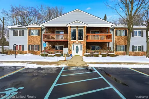 1571 Shoemaker Dr, Westland, MI 48185