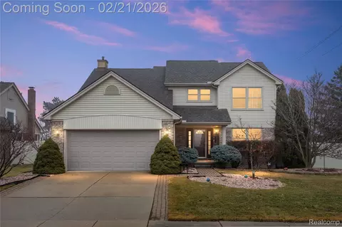 16959 Anderson Dr, Southgate, MI 48195
