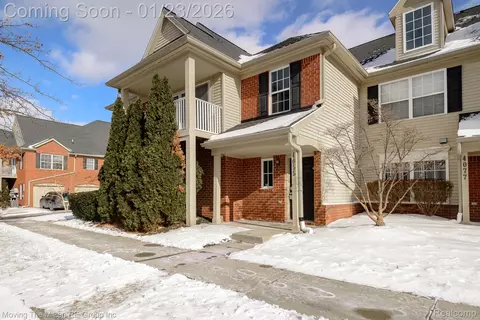 4055 Berkeley Ave #54, Canton, MI 48188