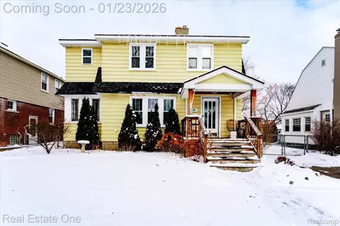 1586 W Troy St, Ferndale, MI 48220