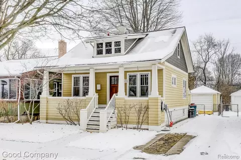 331 Edgewood Pl, Ferndale, MI 48220