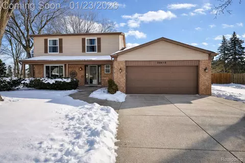 38615 Meeting House Ln, Livonia, MI 48154