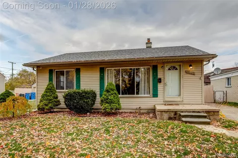 24122 Hass St, Dearborn Heights, MI 48127