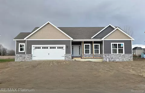 13059 River Rock Pass, Fenton, MI 48451