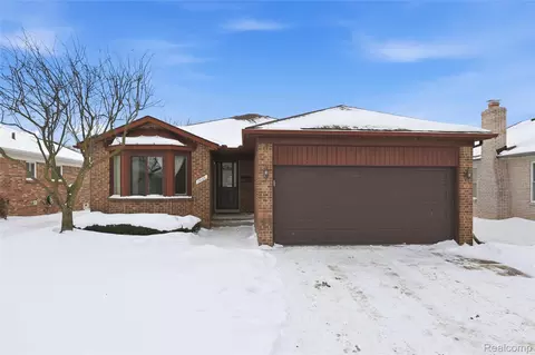15180 Raphael Ter, Warren, MI 48088