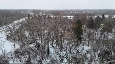 000 Davison Rd, Davison, MI 48423 photo 4