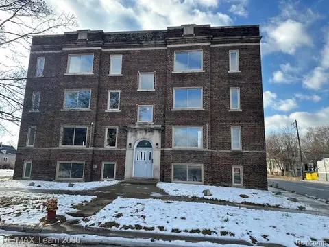 4847 Baldwin St, Detroit, MI 48214