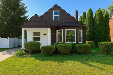 1591 Catalpa Dr, Berkley, MI 48072