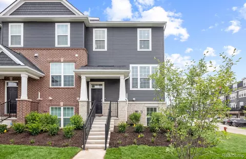 302 N Sydney Ct, Plymouth, MI 48170