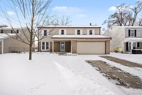 12840 Corbin Dr, Sterling Heights, MI 48313