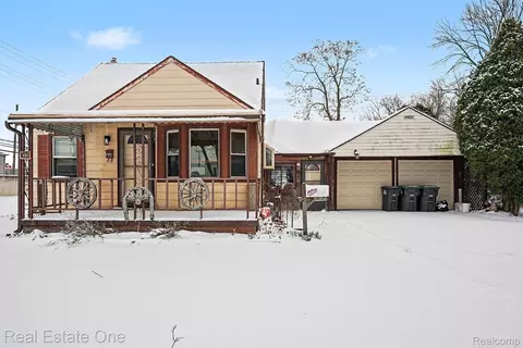 5843 Banner St, Taylor, MI 48180