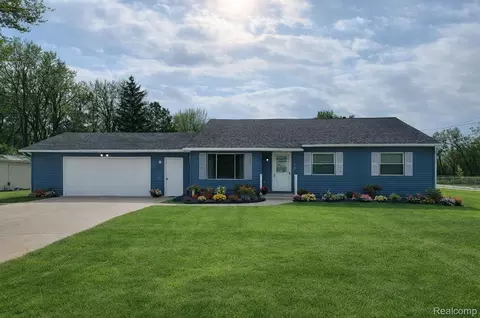 7120 Lapeer Rd, Davison, MI 48423