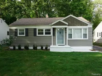 745 Robinwood Dr, Troy, MI 48083