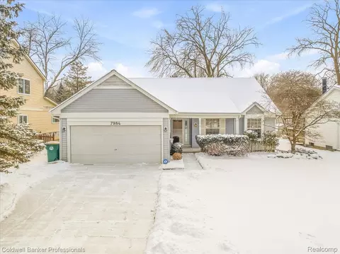 7984 Lake Crest Dr, Ypsilanti, MI 48197