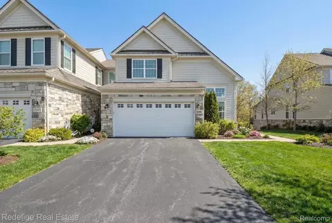 42896 Cardinal Way, Novi, MI 48375