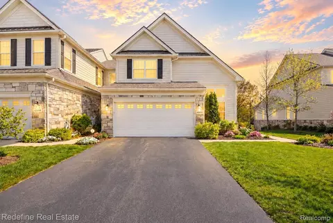 42896 Cardinal Way, Novi, MI 48375