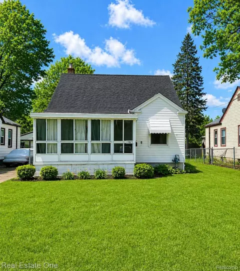 17405 Brady, Redford, MI 48240