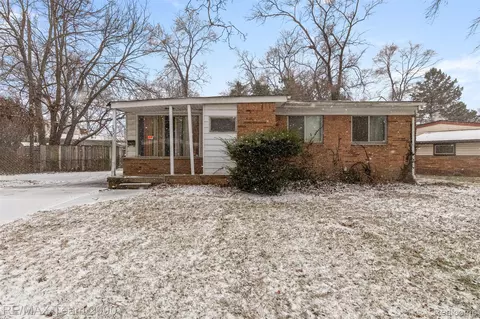 15211 Joan St, Oak Park, MI 48237