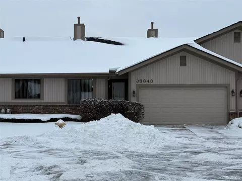 38848 Windmill Pointe S, Clinton Township, MI 48038