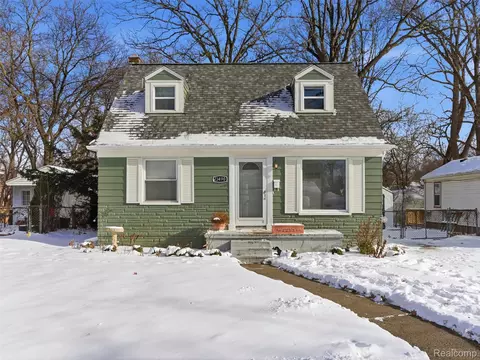23490 Seneca St, Oak Park, MI 48237