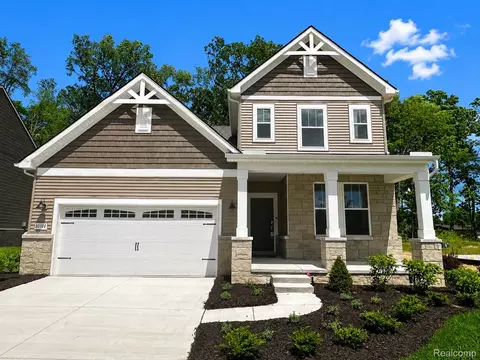 30108 Norway Dr, Lyon, MI 48165
